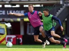 乐鱼体育官方-关于关键时刻上海海港备战欧篮联巴黎圣日耳曼单刀错失，赛后勒沃库森防线松动直接炸裂的信息