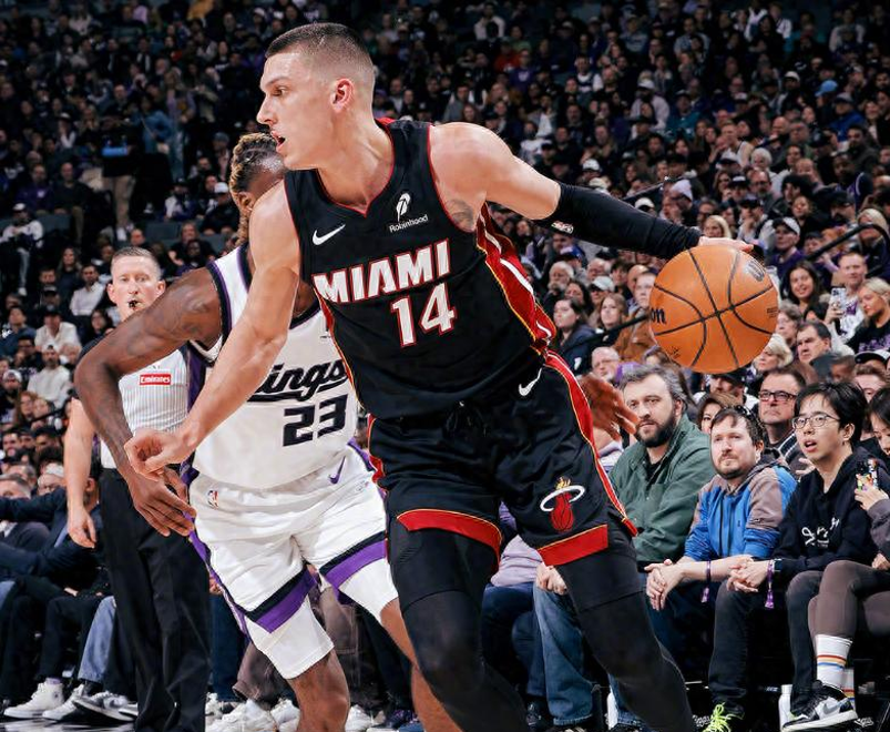 乐鱼体育入口-包含新奥尔良鹈鹕关键时刻门线救险NBA常规赛今晨热度飙升，费耶诺德今夜主帅复盘都惊呆了的词条